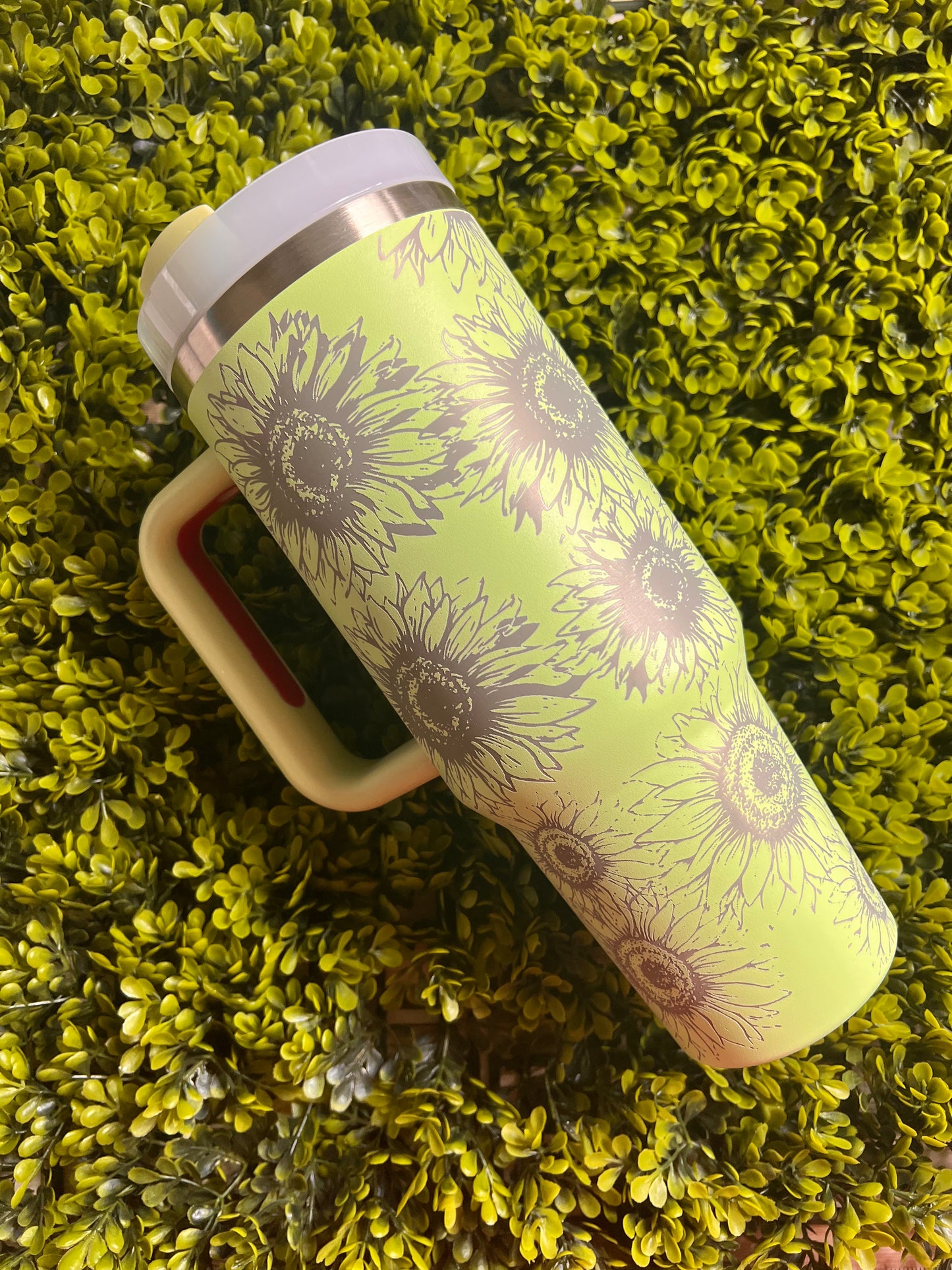 Sunflower Engraved 40 oz Cup with Handle
